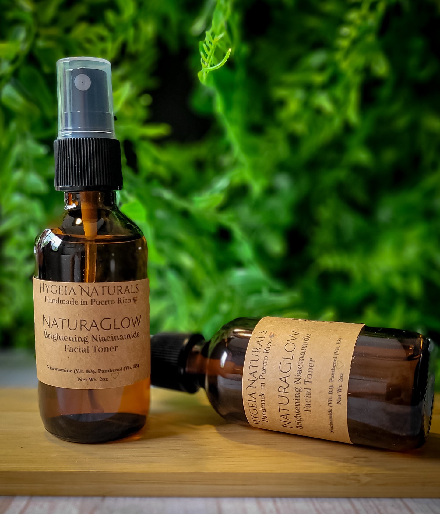 Tónico Iluminador para Rostro con Niacinamida y Agua de Rosas – Radiance Refresh