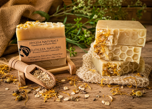 Jabón Artesanal Natural con Caléndula, Manzanilla, Cera de Abeja y Avena – Ideal para Piel Sensible y Seca