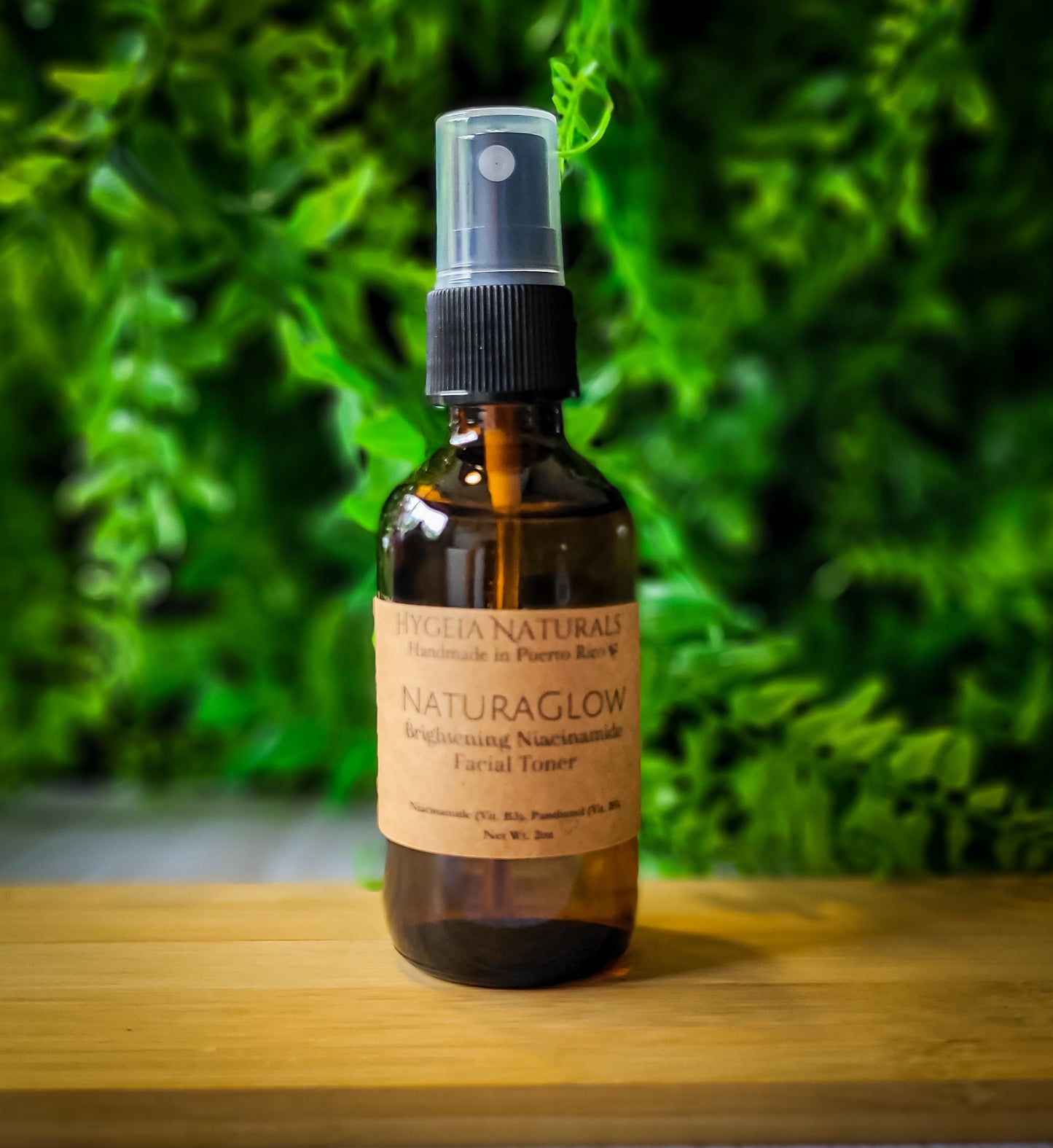 Tónico Iluminador para Rostro con Niacinamida y Agua de Rosas – Radiance Refresh